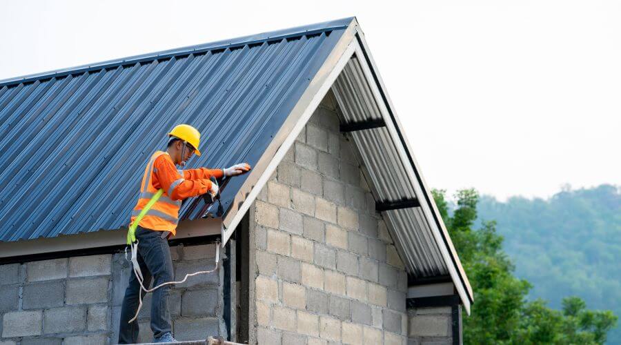 Expert flood damage restoration services in Stone Park, IL